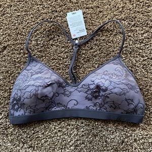 NWT lululemon Live in Lace Bralette MONW/SHVL